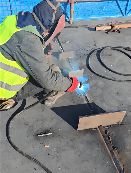 溶解と溶接：溶接形成の科学と主要プロセスを解明する-大連富泓機械有限公司