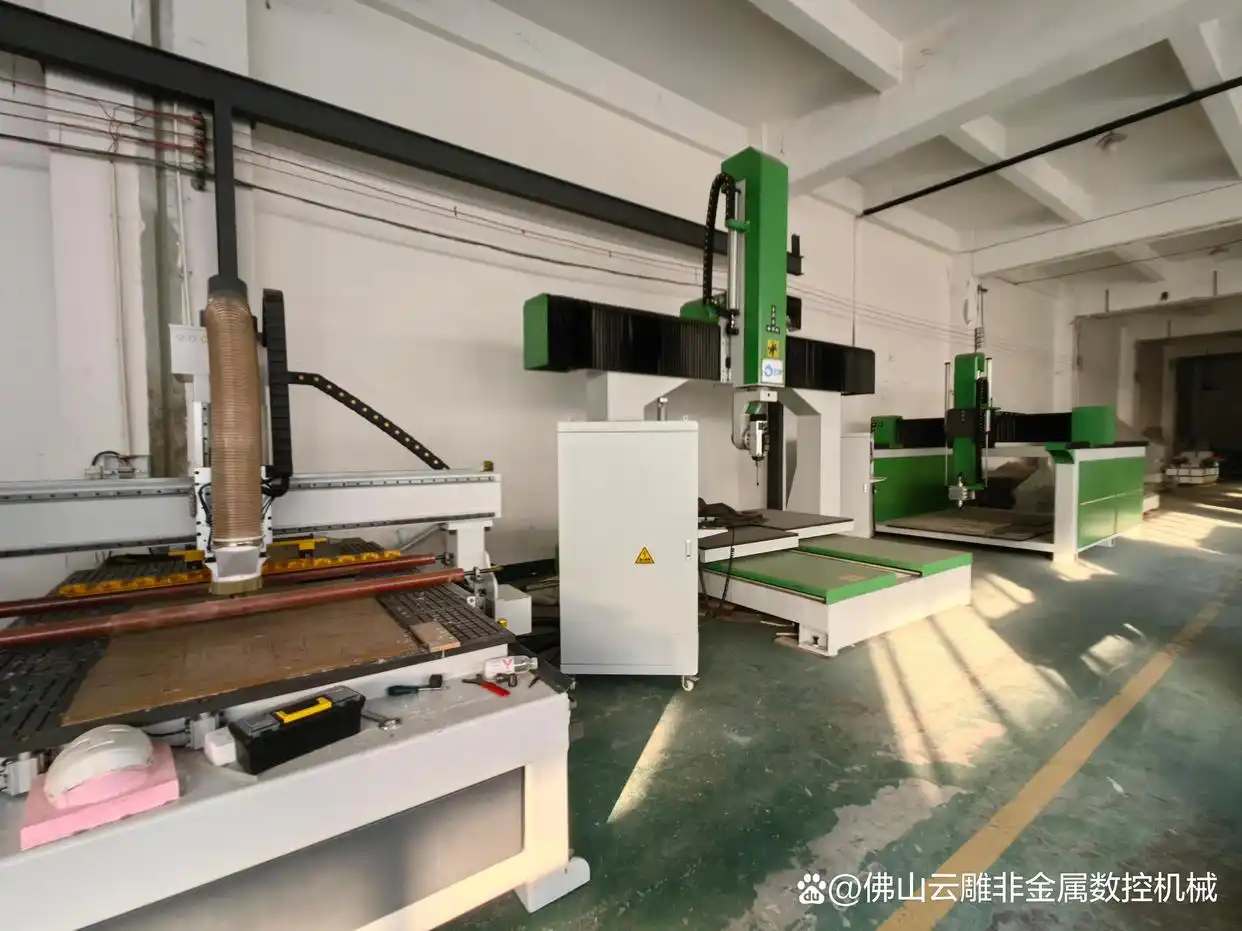 航空复合材料车铣复合加工中心_车铣复合加工一次成型_云雕多工位旋转复材加工中心