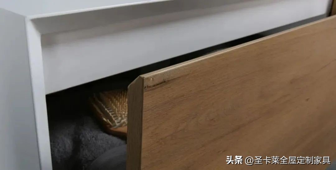 全屋定制五金件选购_家用五金零件加工定制_铰链滑轨气撑拉手选择