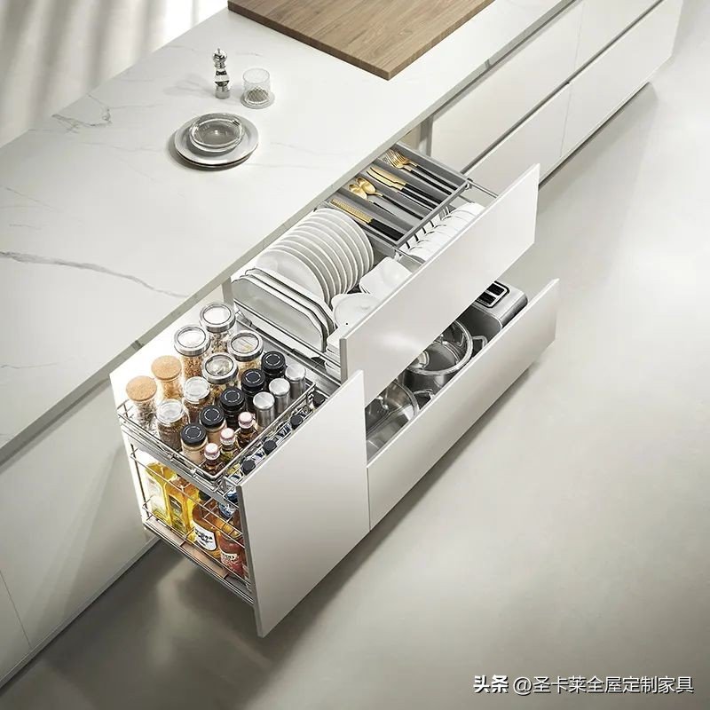 全屋定制五金件选购_铰链滑轨气撑拉手选择_家用五金零件加工定制